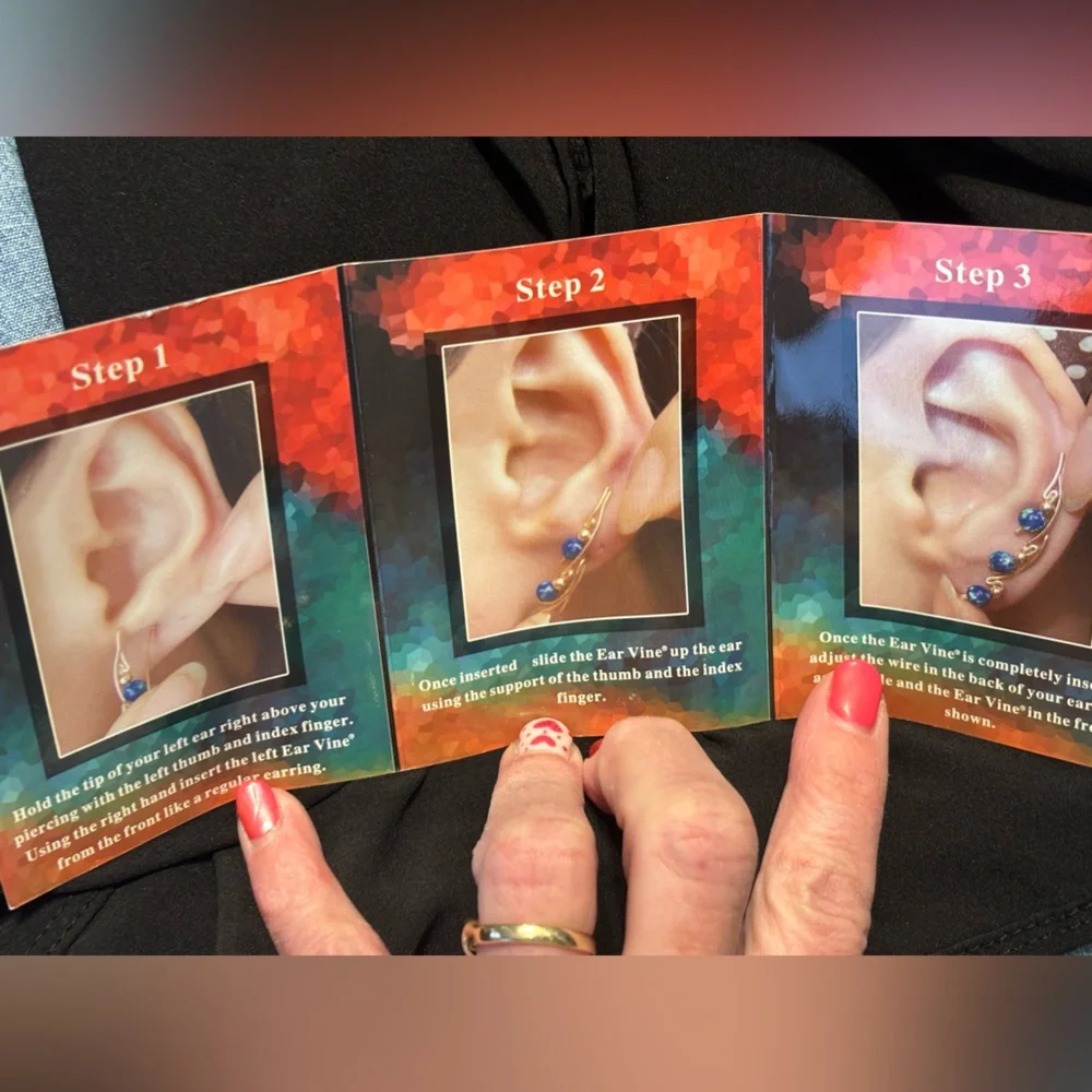 The Ear Vines‎